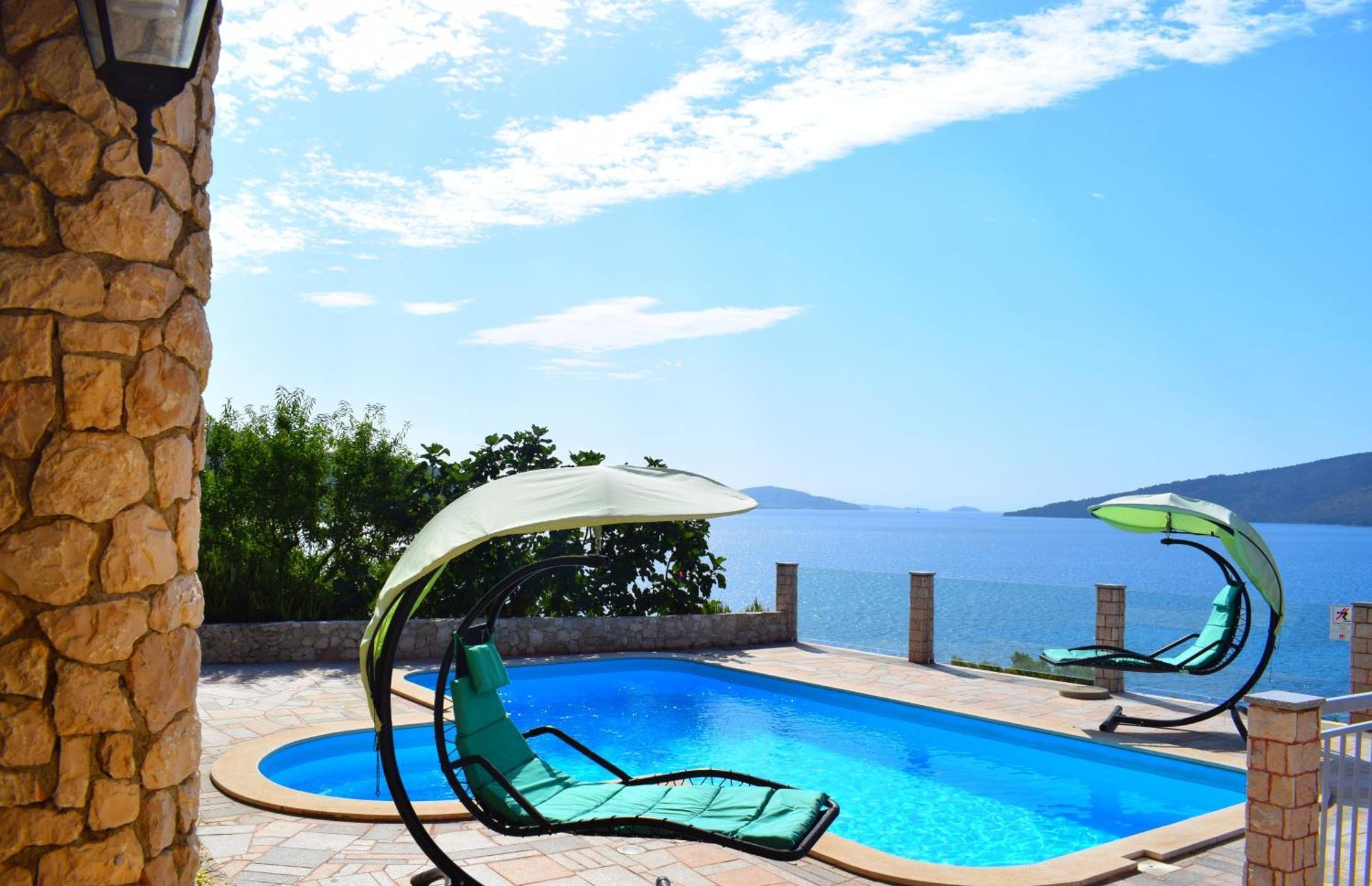 Seaside Villa Lara Mit Beheiztem Swimmingpool Poljica  外观 照片